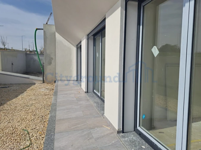 Moradia T4 para Venda em Parceiros e Azoia Foto 7