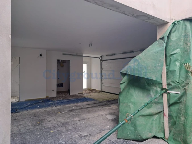 Moradia T4 para Venda em Parceiros e Azoia Foto 23