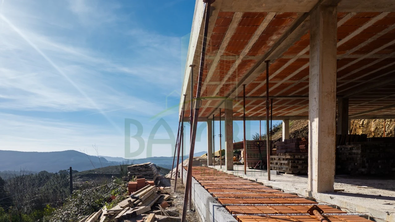 Moradia T3 para Venda em Sopo Foto 9