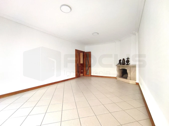 Apartamento T2 para Arrendamento em Ílhavo (São Salvador) Foto 1