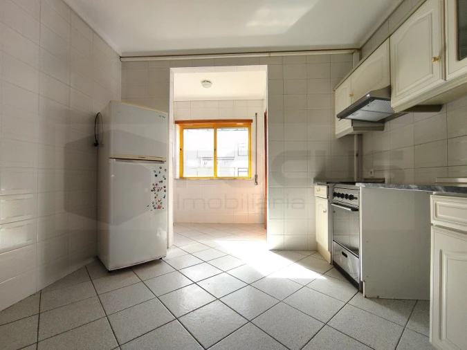 Apartamento T2 para Arrendamento em Ílhavo (São Salvador) Foto 6