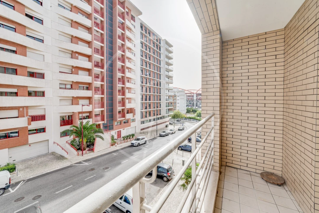Apartamento T1 para Arrendamento em São Domingos de Benfica Foto 4
