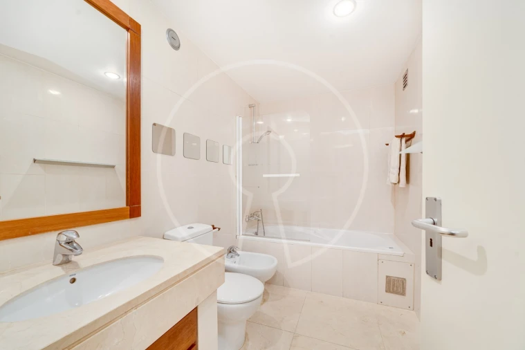 Apartamento T1 para Arrendamento em São Domingos de Benfica Foto 14