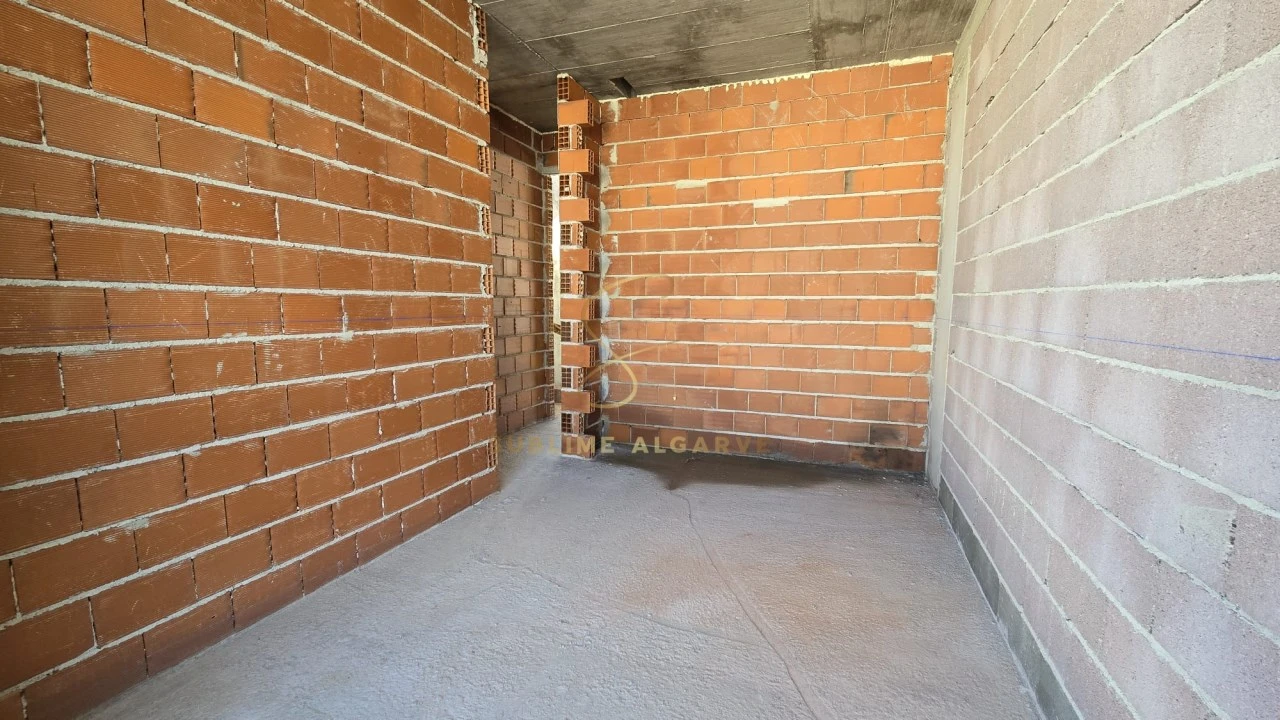 Moradia T3 para Venda em Luz Foto 8