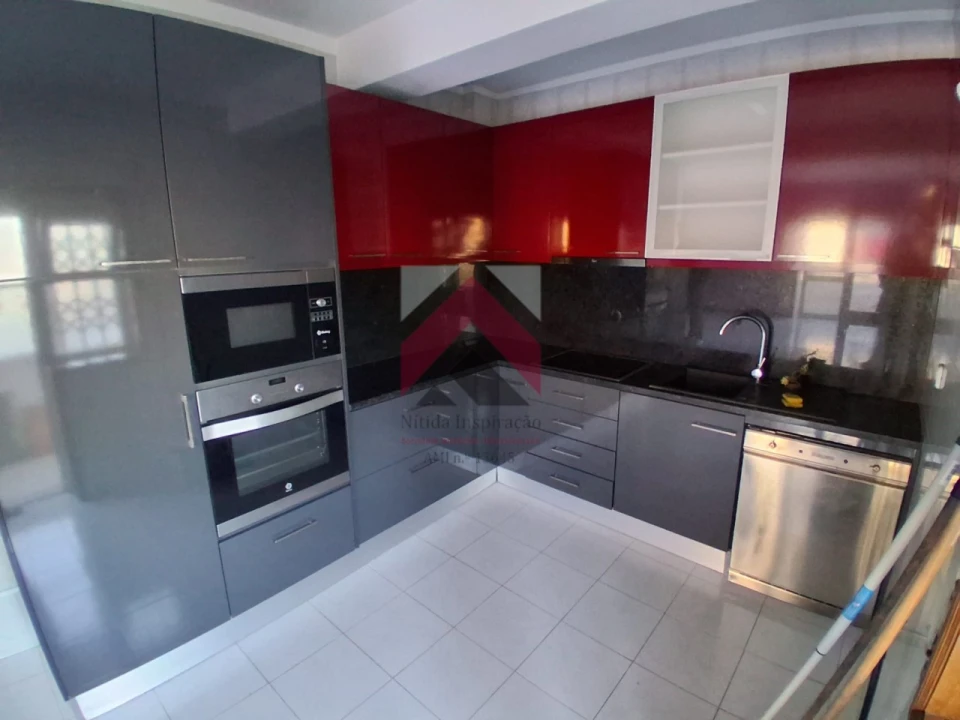 Apartamento T2 para Venda em Baguim do Monte (Rio Tinto) Foto 1