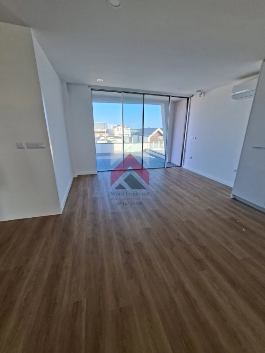 Apartamento T3 para Venda em Gafanha da Encarnação Foto 11