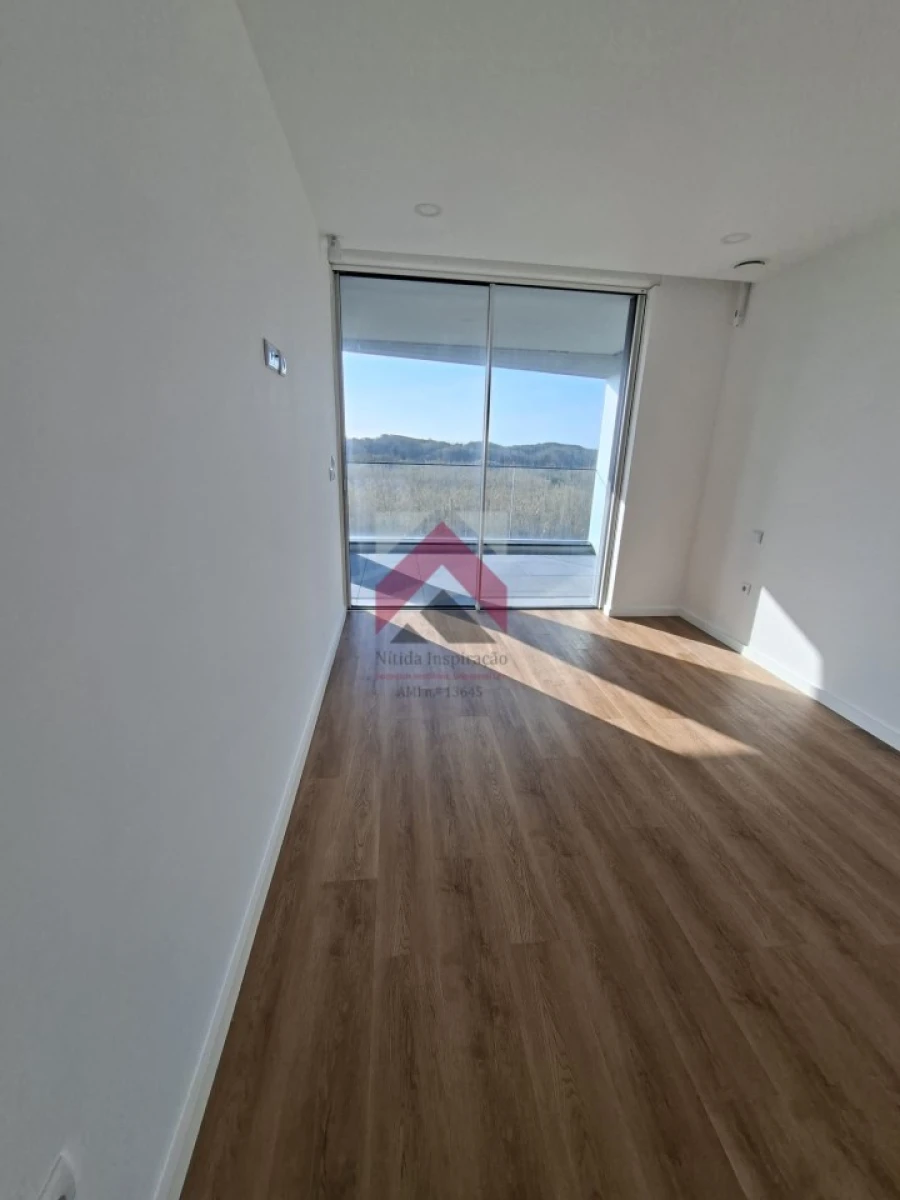 Apartamento T3 para Venda em Gafanha da Encarnação Foto 21
