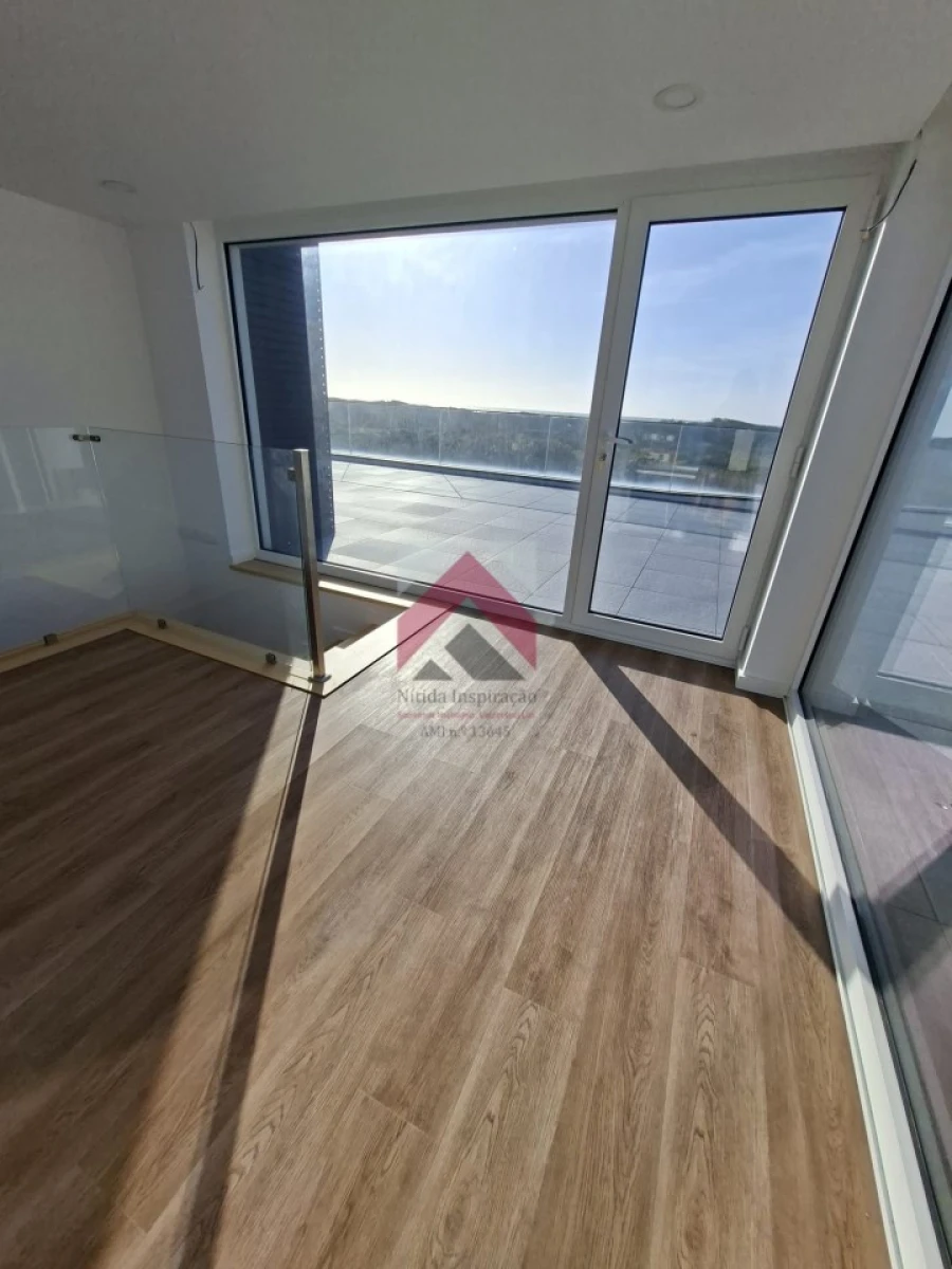 Apartamento T3 para Venda em Gafanha da Encarnação Foto 32