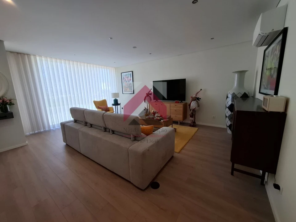 Moradia T3 para Venda em Cacia Foto 5
