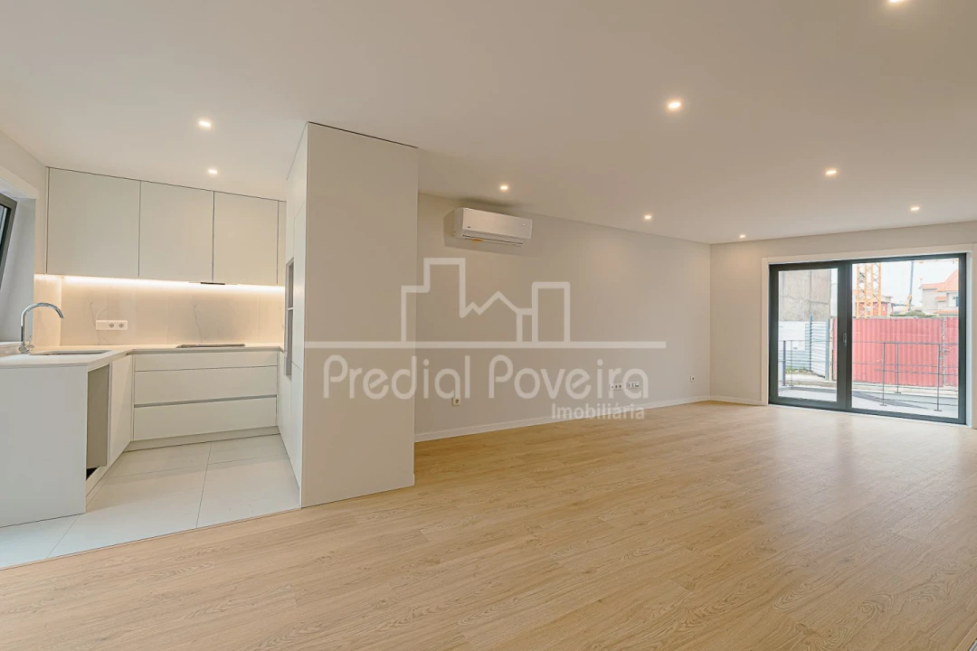 Apartamento T3 para Venda em Póvoa de Varzim, Beiriz e Argivai Foto 2