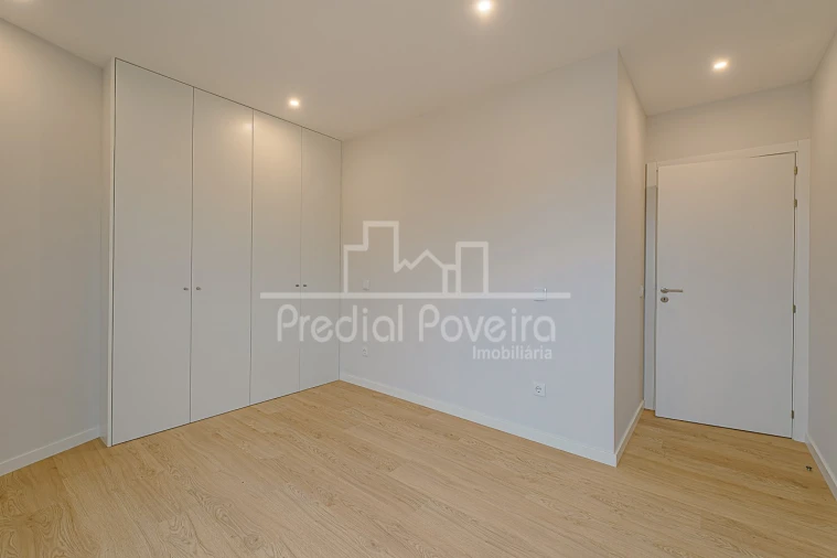 Apartamento T3 para Venda em Póvoa de Varzim, Beiriz e Argivai Foto 7