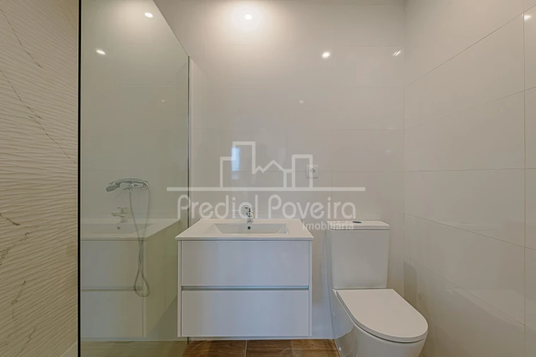 Apartamento T3 para Venda em Póvoa de Varzim, Beiriz e Argivai Foto 11
