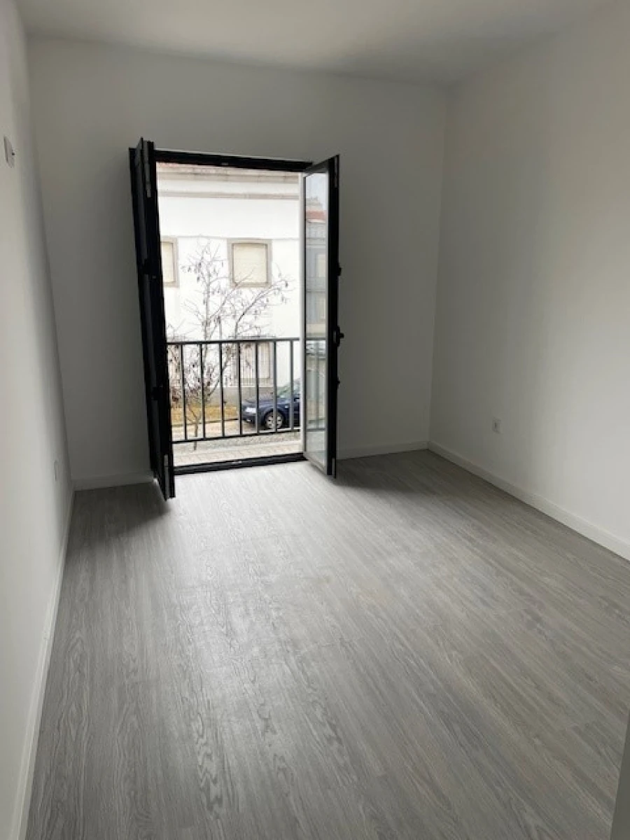 Apartamento T2 para Venda em Ponte de Sor, Tramaga e Vale de Açor Foto 11