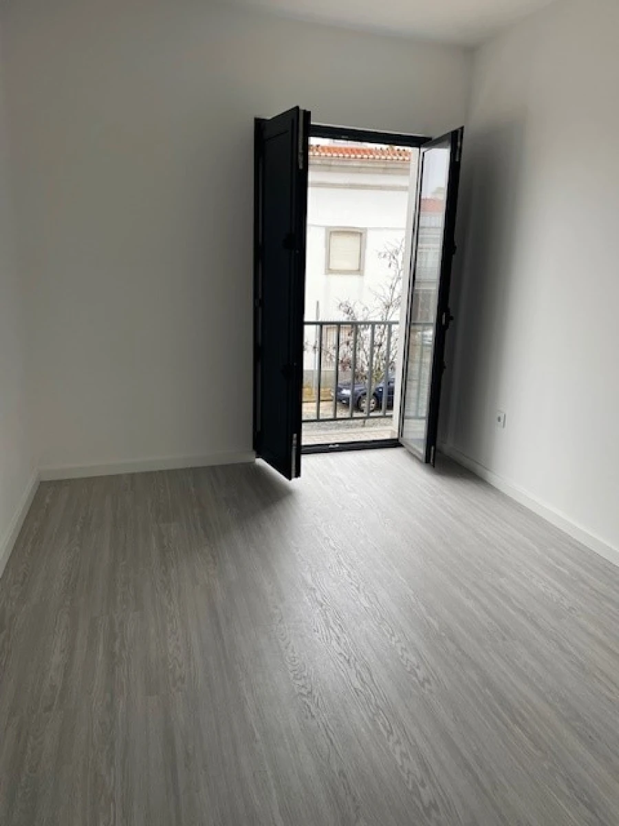 Apartamento T2 para Venda em Ponte de Sor, Tramaga e Vale de Açor Foto 9