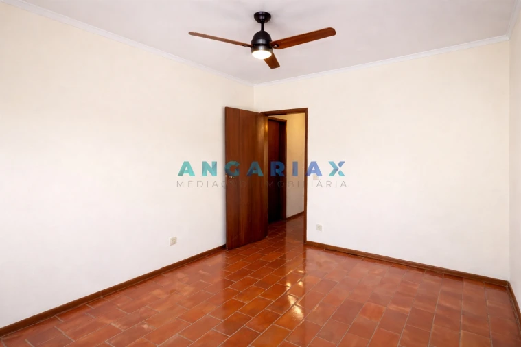 Apartamento T3 para Venda em Budens Foto 6