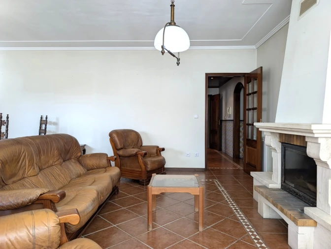 Moradia T3 para Venda em São Bernardo Foto 9