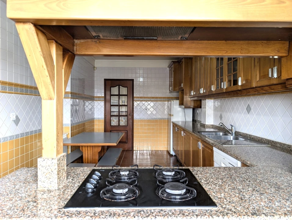 Moradia T3 para Venda em São Bernardo Foto 3