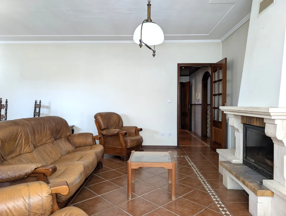 Moradia T3 para Venda em São Bernardo Foto 9