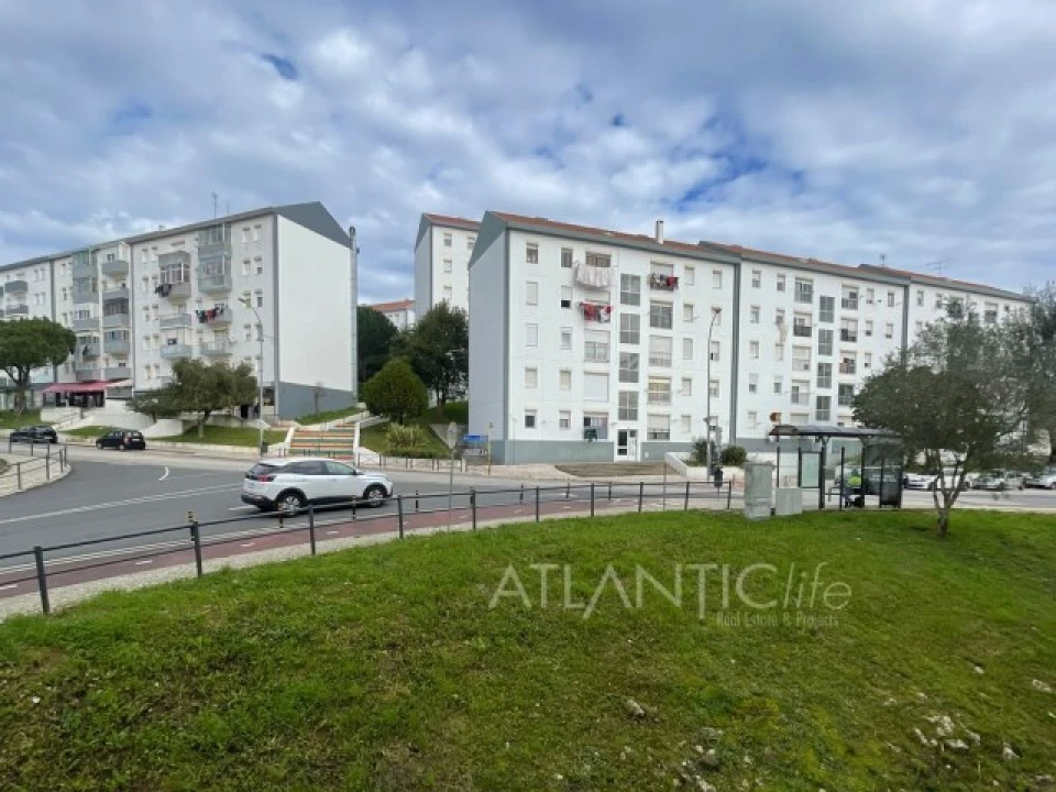 Apartamento T4 para Venda em Agualva e Mira-Sintra Foto 21