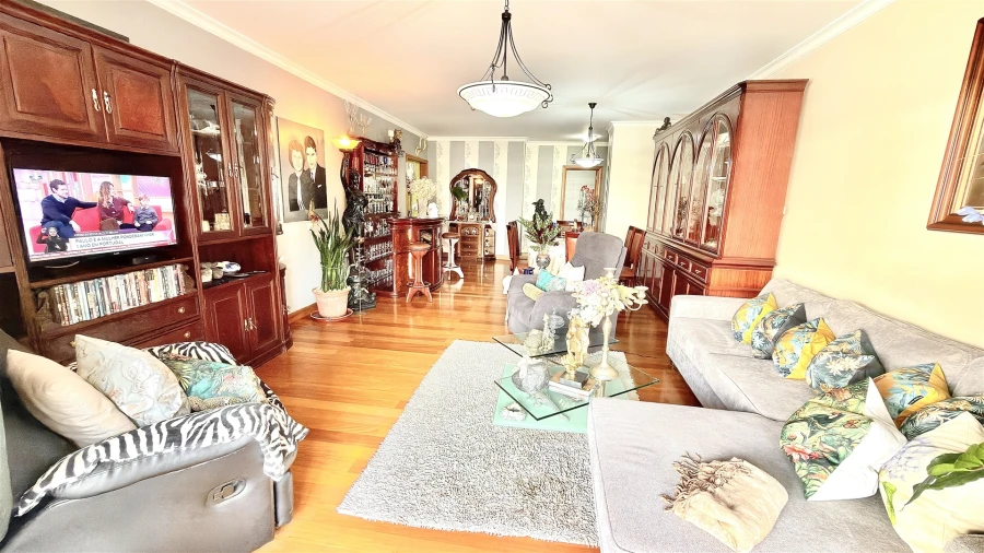 Apartamento T4 para Venda em São Martinho Foto 22