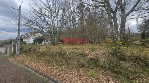 Terreno para Venda em Barreiros e Cepões