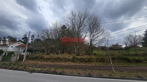 Terreno para Venda em Barreiros e Cepões