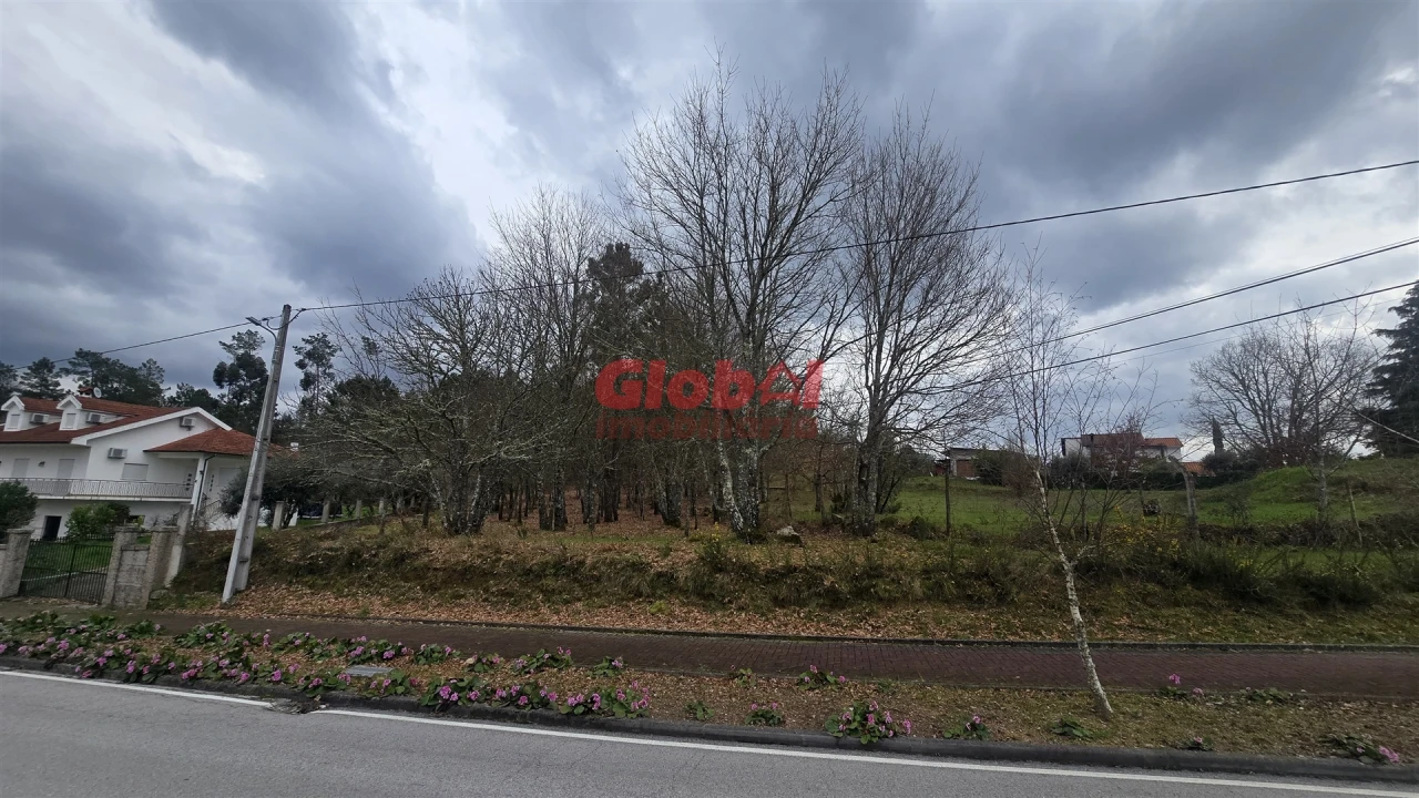 Terreno para Venda em Barreiros e Cepões Foto 2