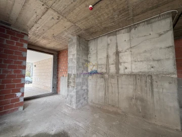 Loja para Arrendamento em Lumiar