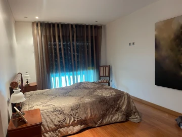 Apartamento T3 para Venda em Mafamude e Vilar do Paraíso