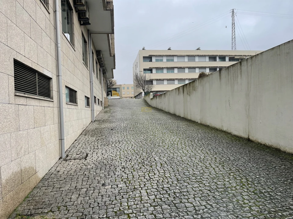 Apartamento T3 para Venda em Mafamude e Vilar do Paraíso Foto 26