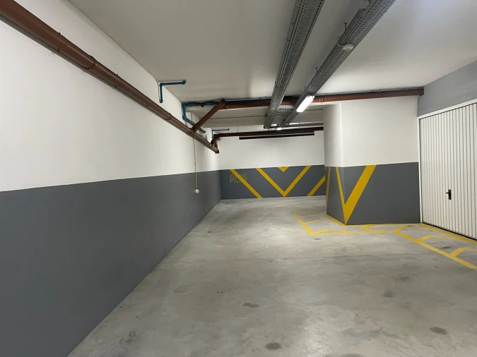 Apartamento T3 para Venda em Mafamude e Vilar do Paraíso Foto 24