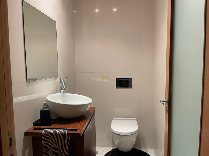 Apartamento T3 para Venda em Mafamude e Vilar do Paraíso Foto 19