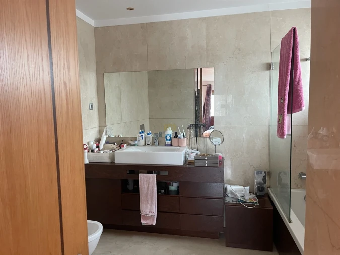 Apartamento T3 para Venda em Mafamude e Vilar do Paraíso Foto 18
