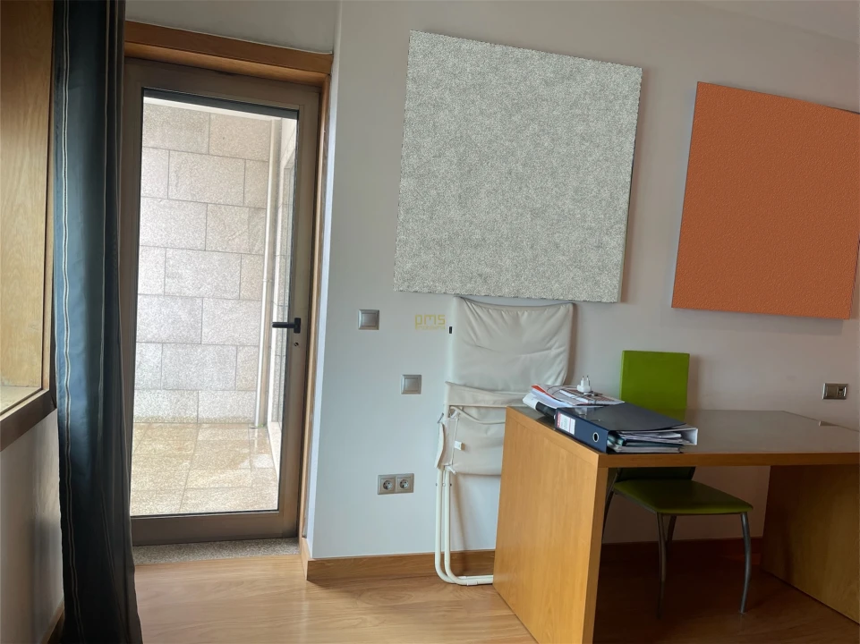 Apartamento T3 para Venda em Mafamude e Vilar do Paraíso Foto 14