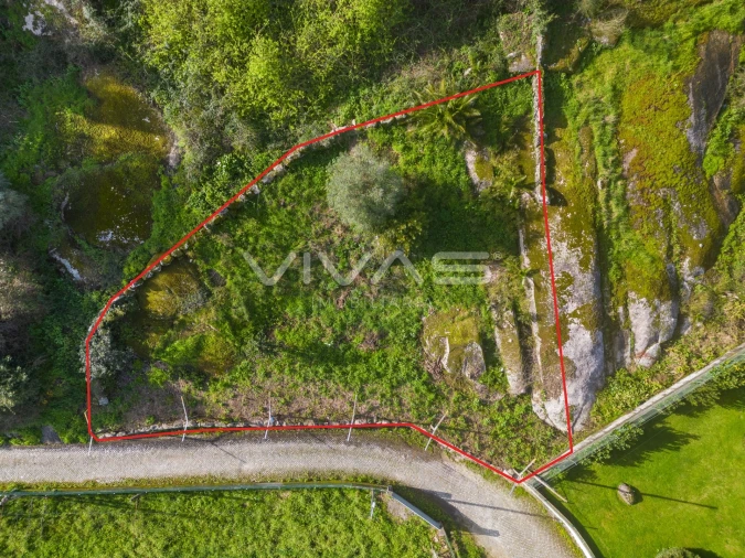 Terreno para Venda em Arnoso (Santa Maria e Santa Eulália) e Sezures Foto 4