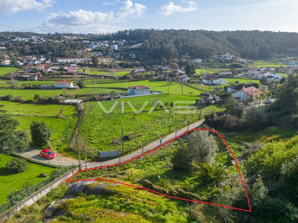 Terreno para Venda em Arnoso (Santa Maria e Santa Eulália) e Sezures Foto 3