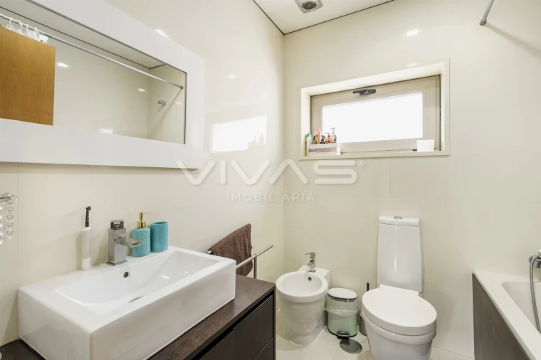 Moradia T3 para Venda em Lama Foto 20