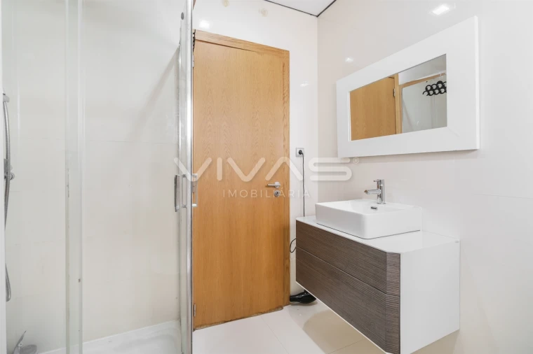 Moradia T3 para Venda em Lama Foto 16