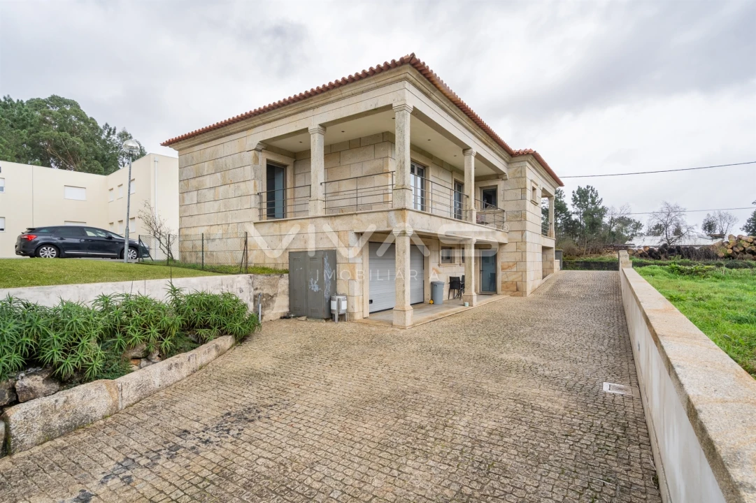 Moradia T3 para Venda em Lama Foto 27