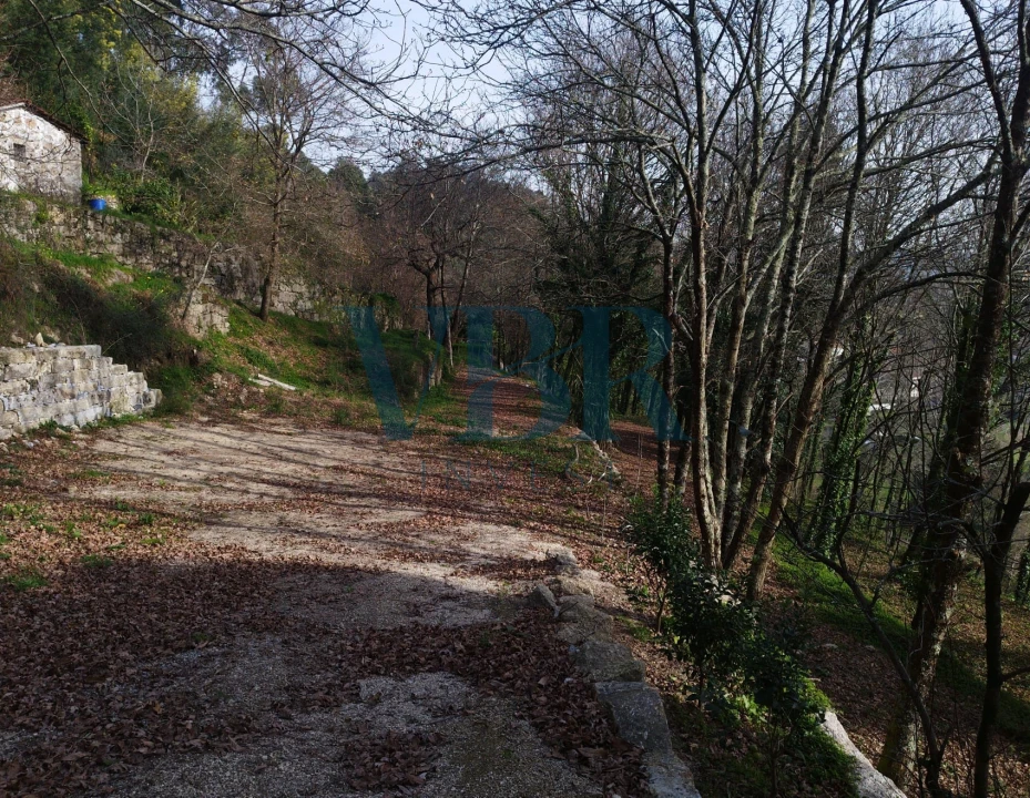 Moradia T4 para Venda em Vale (São Cosme), Telhado e Portela Foto 13