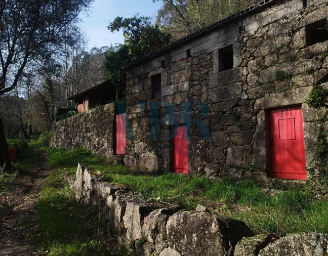 Moradia T4 para Venda em Vale (São Cosme), Telhado e Portela Foto 1