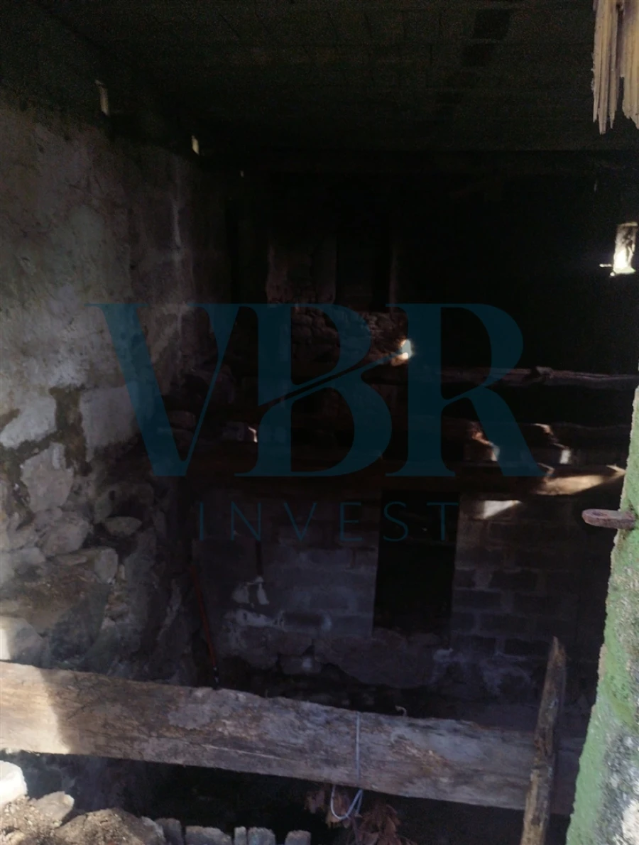 Moradia T4 para Venda em Vale (São Cosme), Telhado e Portela Foto 10