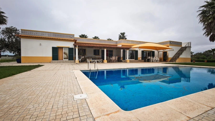 Quinta T4 para Venda em Guia Foto 7