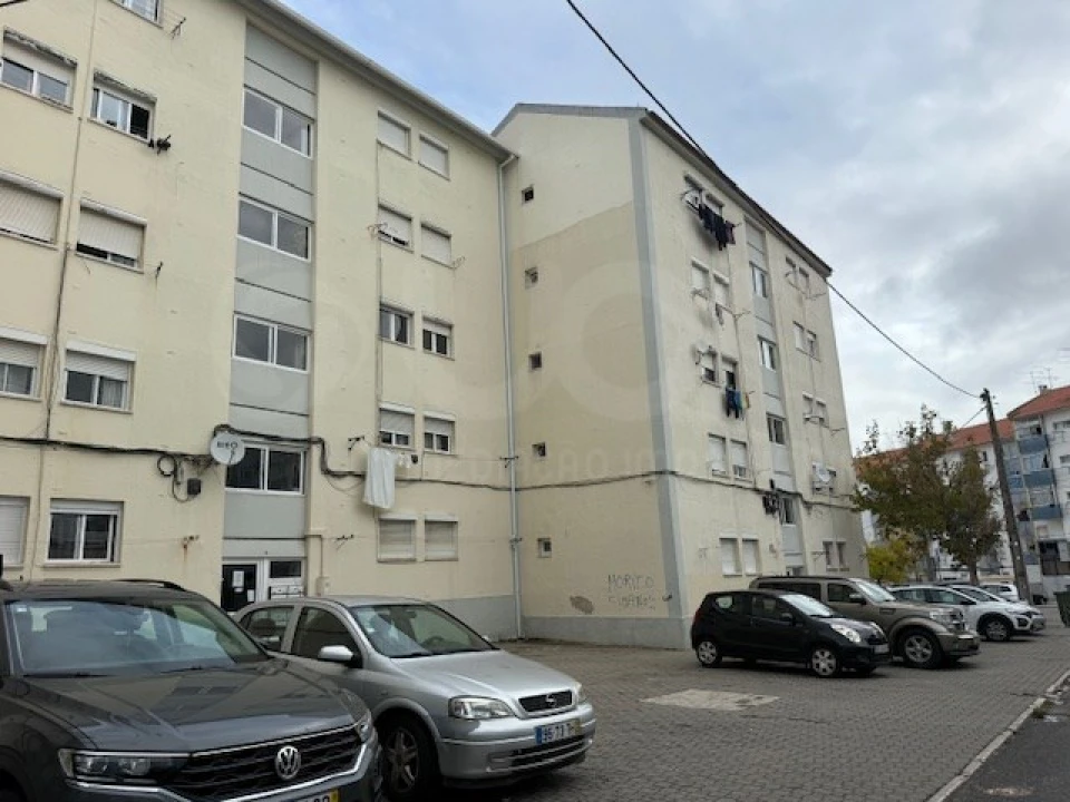 Apartamento T3 para Venda em Laranjeiro e Feijó Foto 3