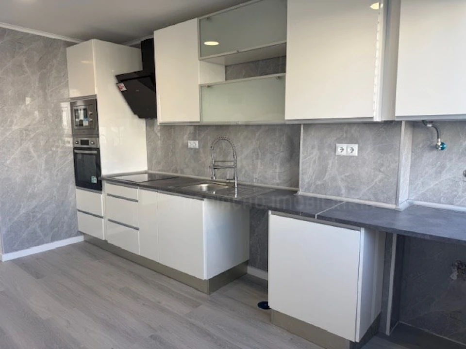 Apartamento T2 para Venda em Oeiras e São Julião da Barra, Paço de Arcos e Caxias Foto 5