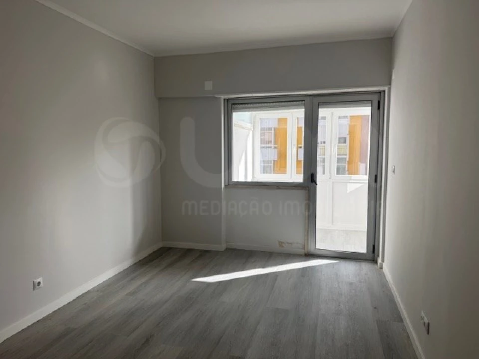 Apartamento T2 para Venda em Oeiras e São Julião da Barra, Paço de Arcos e Caxias Foto 7