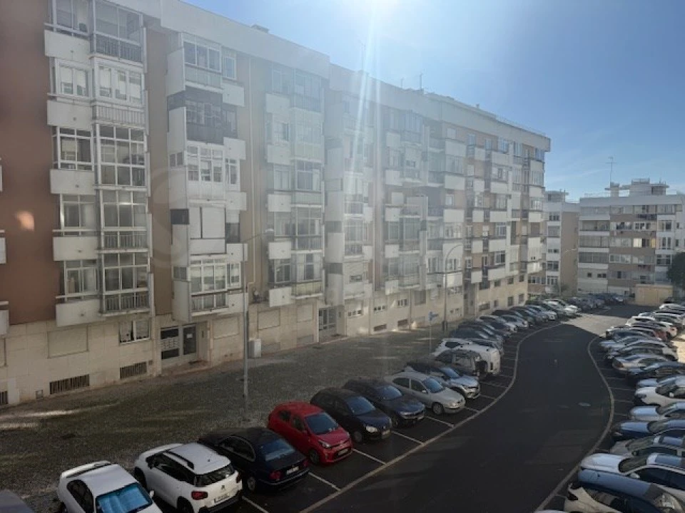 Apartamento T2 para Venda em Oeiras e São Julião da Barra, Paço de Arcos e Caxias Foto 17