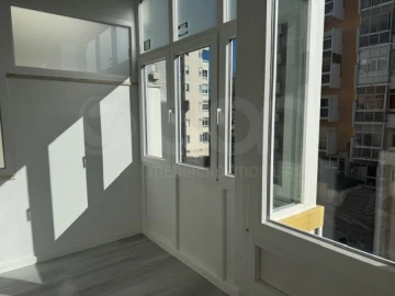 Apartamento T2 para Venda em Oeiras e São Julião da Barra, Paço de Arcos e Caxias