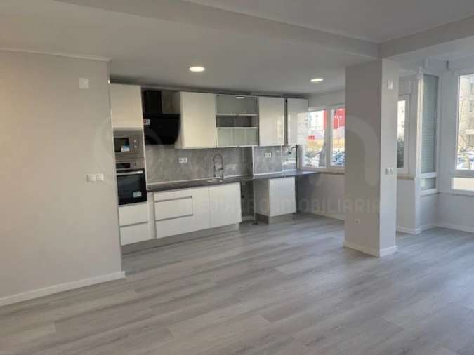 Apartamento T2 para Venda em Oeiras e São Julião da Barra, Paço de Arcos e Caxias Foto 4