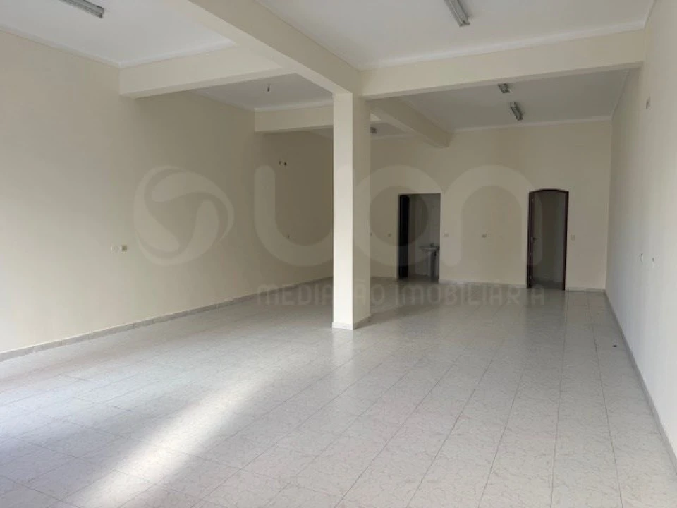 Apartamento para Venda em Cacém e São Marcos Foto 1